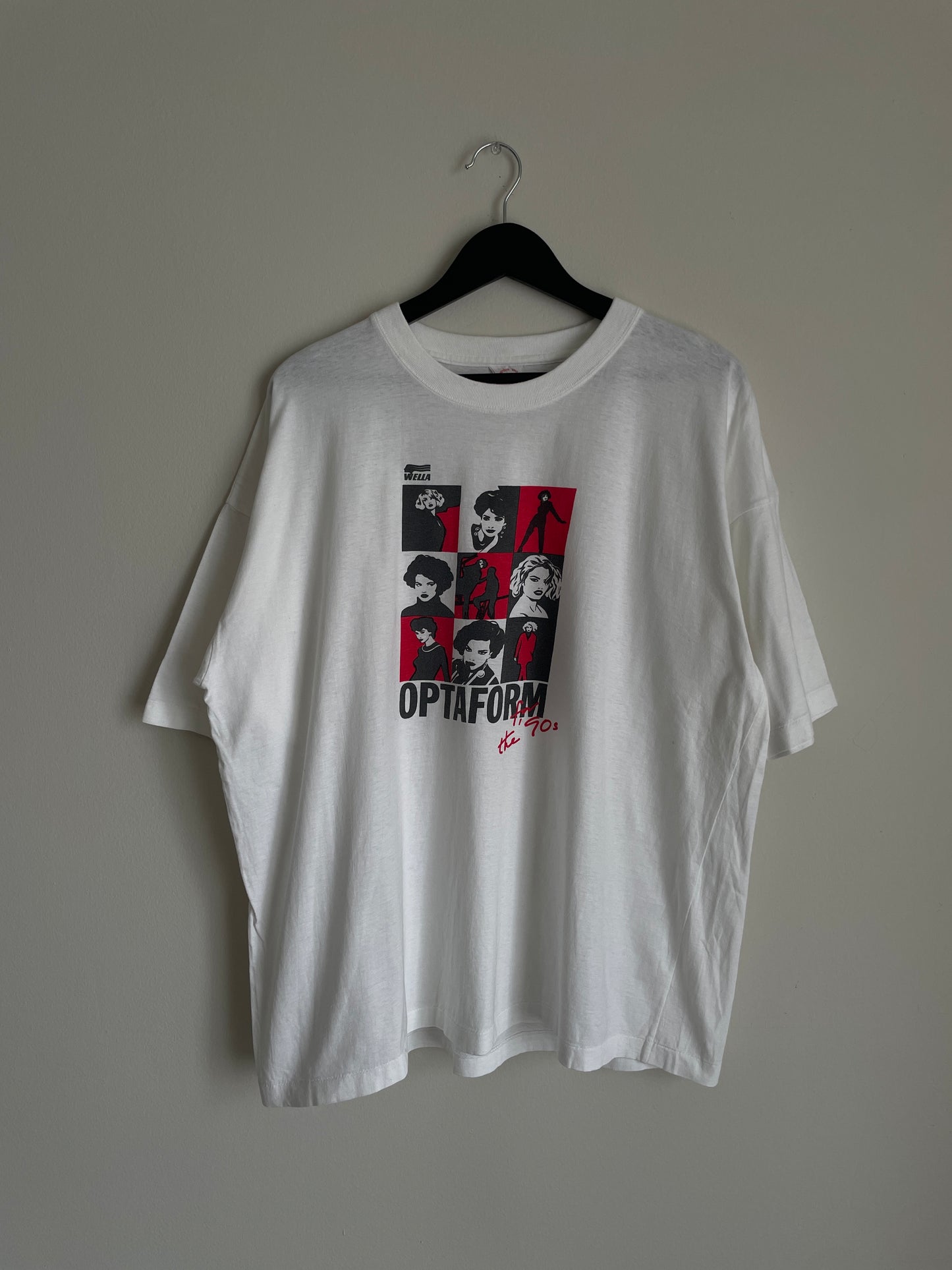 "Optaform" Tee